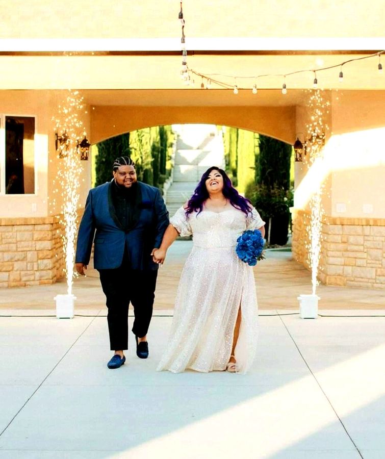 Cold Sparklers grand entrance at a Bakersfield Wedding